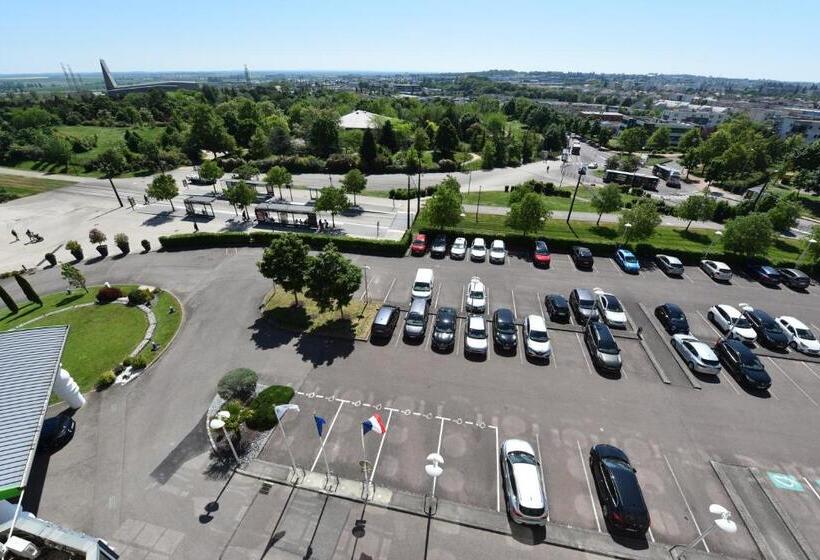 Номер Стандарт с доступом в Спа, Holiday Inn Dijon Toison D Or, An Ihg