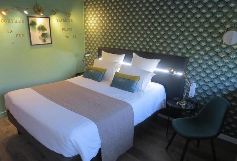 Номер Стандарт, Hôtel Kyriad Cap Sud