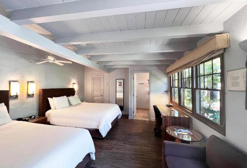 Четырехместный Номер Стандарт, Casa Del Mar Inn