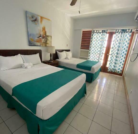 اتاق لوکس با بالکن و چشم‌انداز دریا, Ocean Palms
