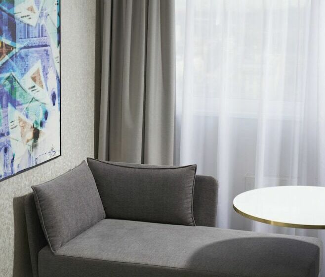 Quarto Executivo, Orea Hotel Pyramida Praha