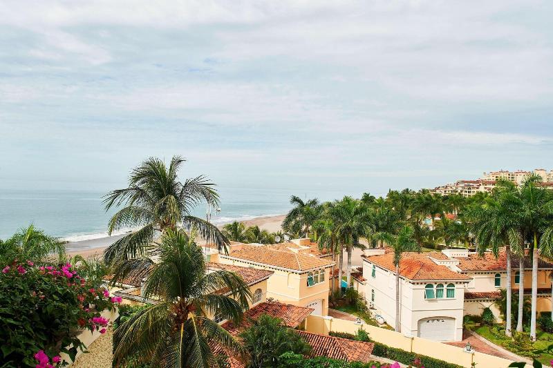חדר סטנדרט עם מיטת קינג, Marriott Puerto Vallarta Resort & Spa
