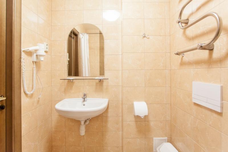 اتاق استاندارد سه نفره, Airinn Vilnius