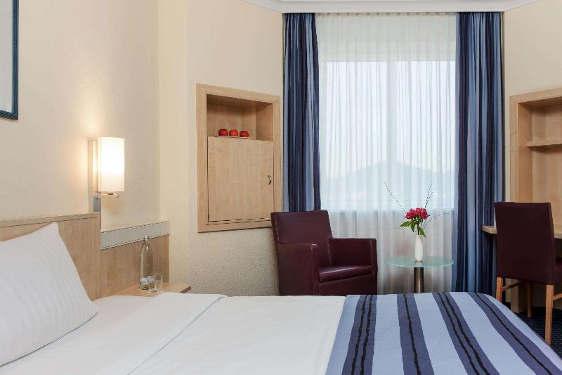 Номер Стандарт, Intercityhotel Freiburg