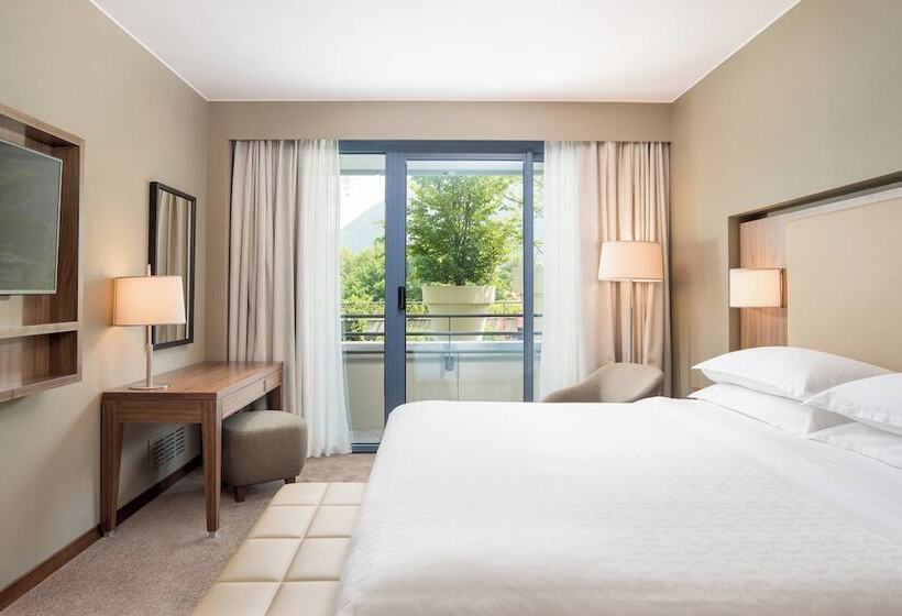 سوییت با چشم‌انداز استخر, Sheraton Lake Como