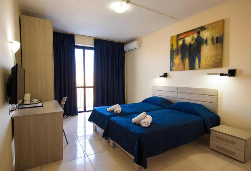 Номер Стандарт Вид на Море, Relax Inn
