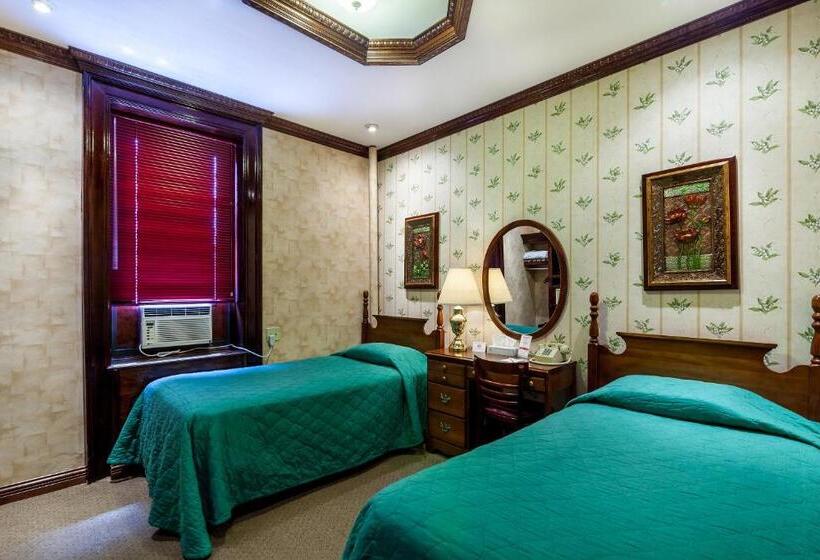 اتاق استاندارد با سرویس بهداشتی مشترک, 31 Extended Stay
