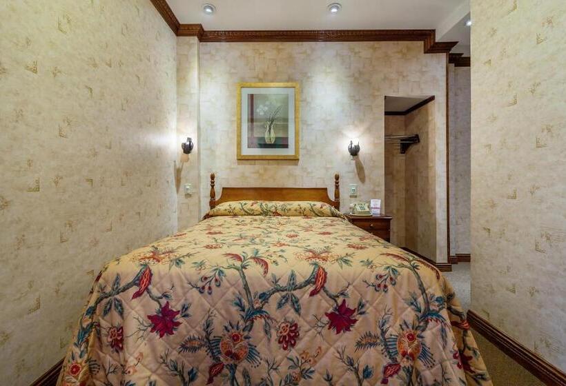Quarto Estandar Banheiro Compartilhado, 31 Extended Stay