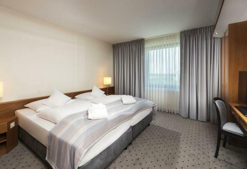 Полулюкс, Maritim Airport Hotel Hannover