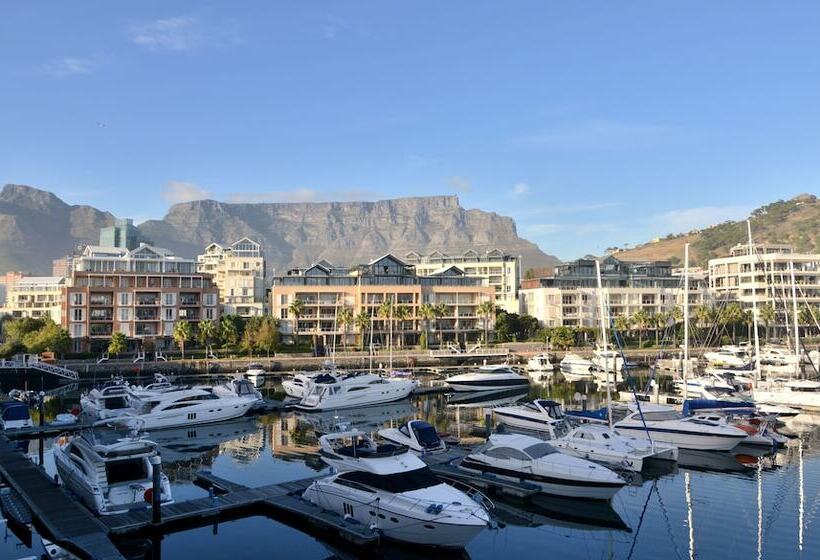 Люкс 3 Спальни, Cape Grace, A Fairmont Managed