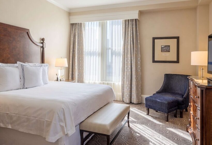 סוויטה דלוקס, The Roosevelt New Orleans  A Waldorf Astoria