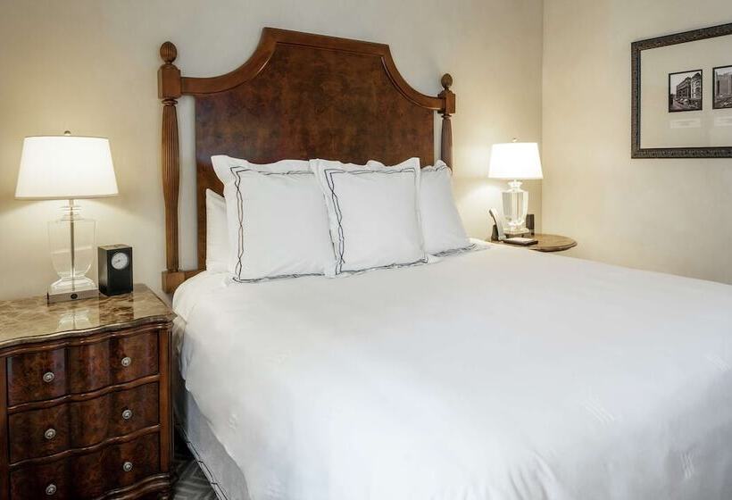חדר דלוקס, The Roosevelt New Orleans  A Waldorf Astoria