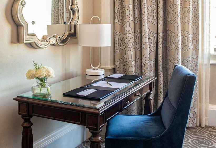 חדר דלוקס, The Roosevelt New Orleans  A Waldorf Astoria