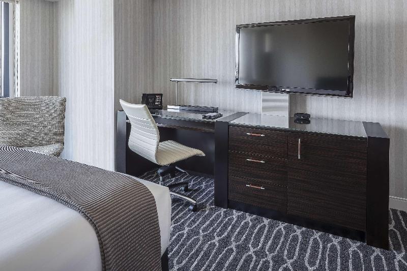 Standard Szoba King Size Bed, Manchester Grand Hyatt San Diego
