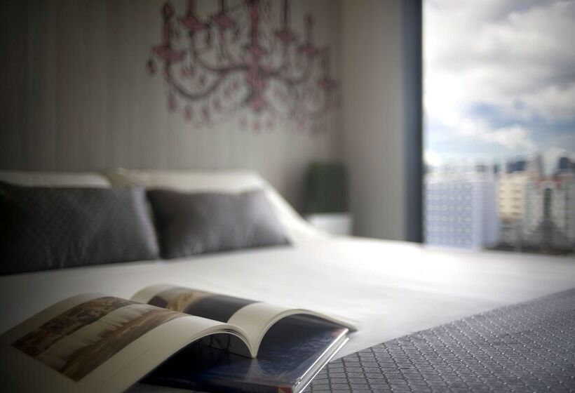 Superior Room, 81 Premier Princess
