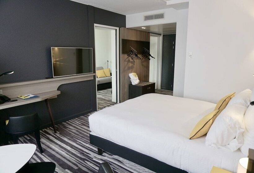 Люкс, Golden Tulip Roissy Saint Witz