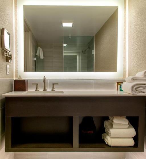 장애인을 위한 스탠다드 룸, Crowne Plaza Executive Center Baton Rouge, An Ihg