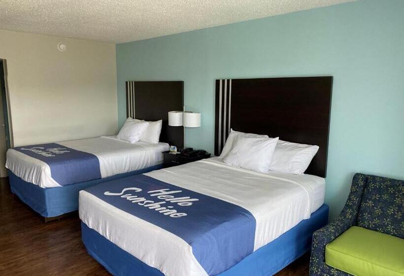 Номер Стандарт Адаптированный для Инвалидов, Days Inn By Wyndham Goldsboro