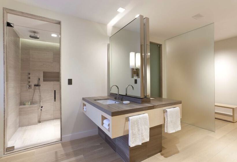 مجموعه ویستا شهر, Hyatt Grand Central New York