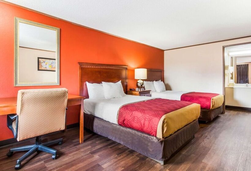 Номер Стандарт 2 Двуспальные Кровати, Econo Lodge