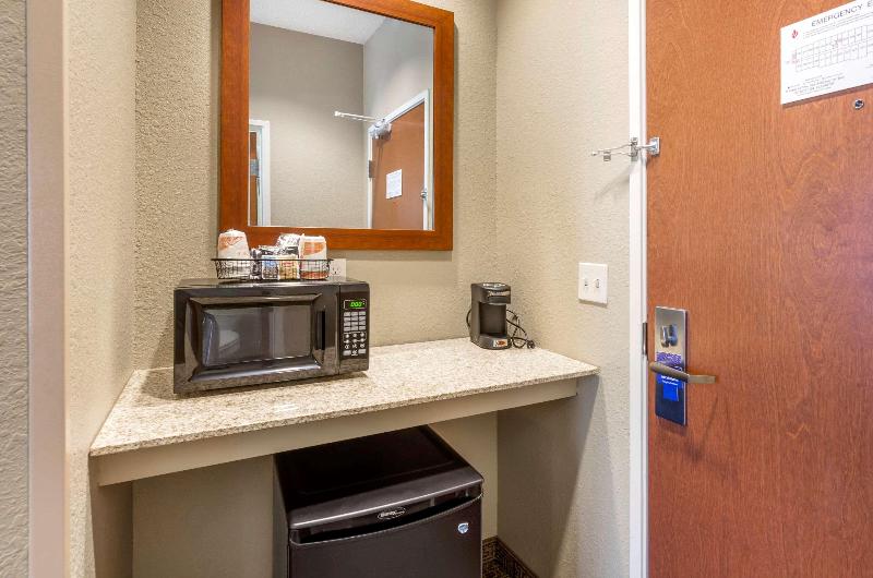 Стандартный Номер Кровать Кинг, Gateway Hotel Santa Monica