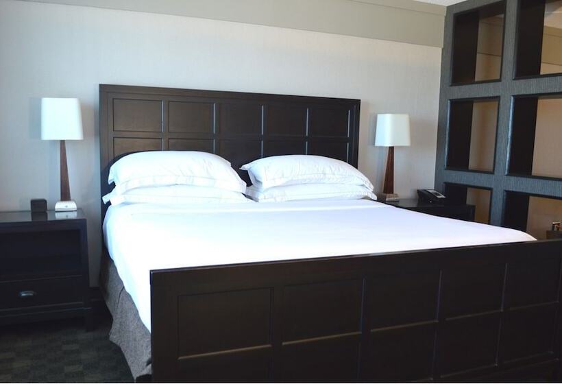 스위트 킹사이즈 침대, Hilton Winnipeg Airport Suites