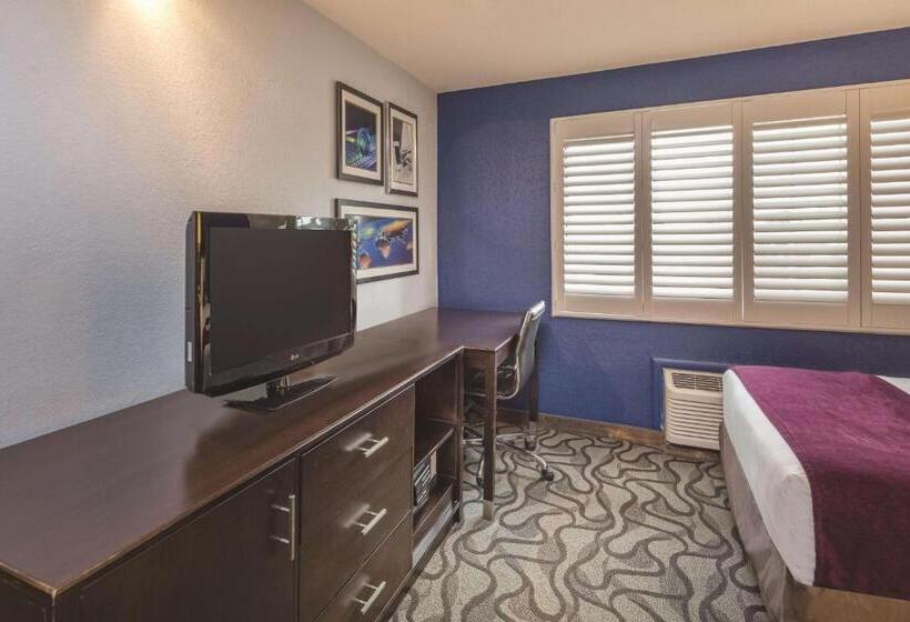 スタンダードルーム, La Quinta By Wyndham San Jose Airport