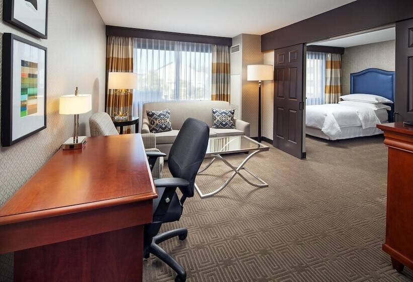 标准间, Sheraton Fairplex Suites & Conference Center