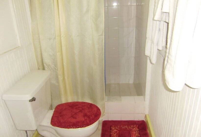 استودیوی استاندارد, Angler Apartments