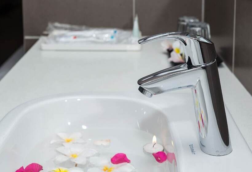 سوییت, Pereybere Hotel & Spa