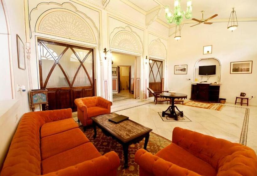 套房, Narain Niwas Palace