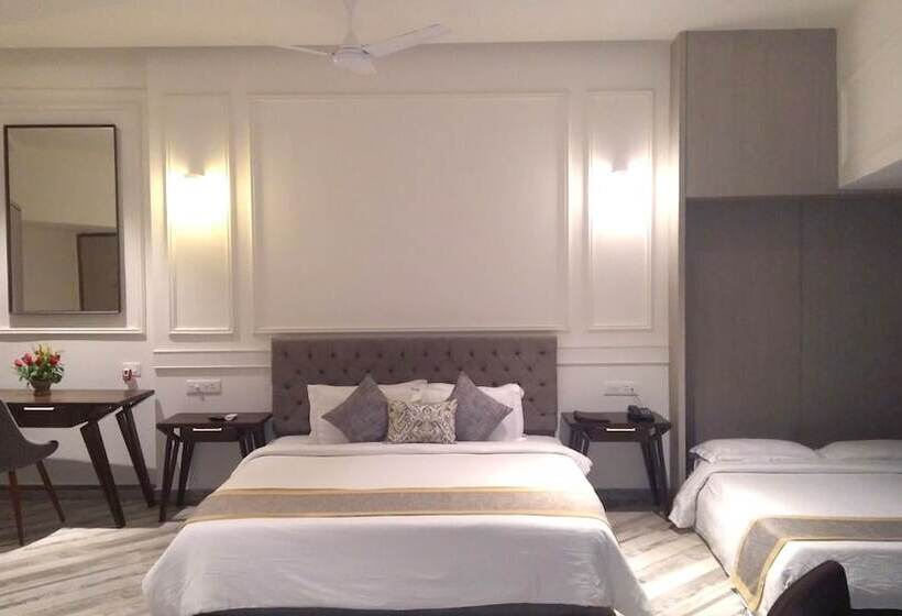 标准间, Sinclairs Bayview