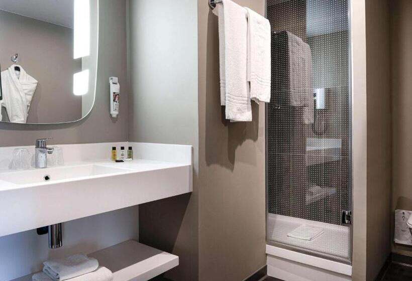 Номер Стандарт с Балконом, Ibis Nanterre La Defense