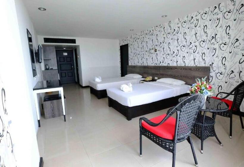 Номер Deluxe Вид на Город, Welcome Plaza Hotel Pattaya