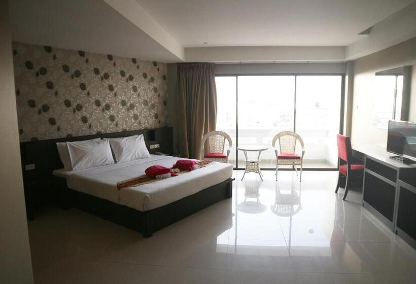 Люкс Вид на Город, Welcome Plaza Hotel Pattaya