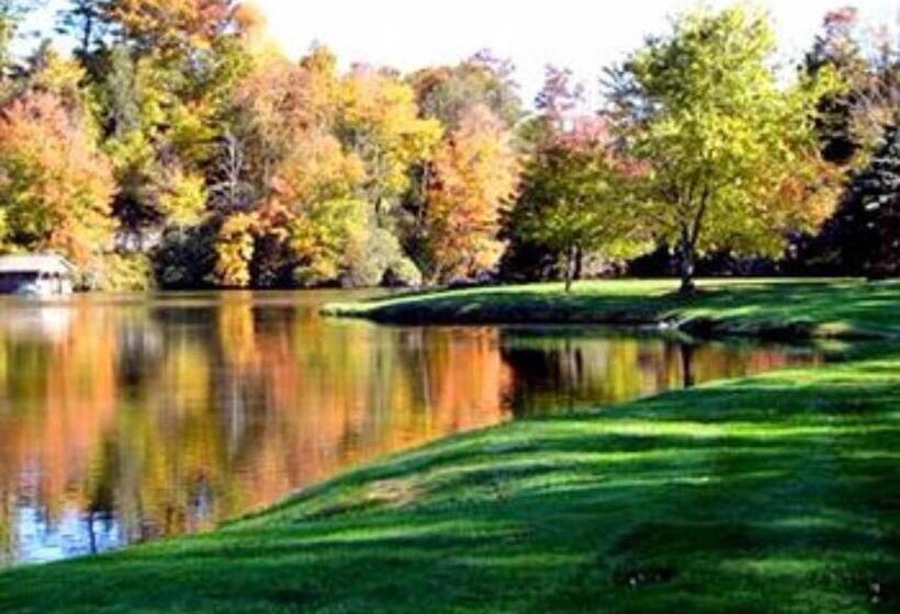 스탠다드 발코니 룸, Chetola Resort At Blowing Rock