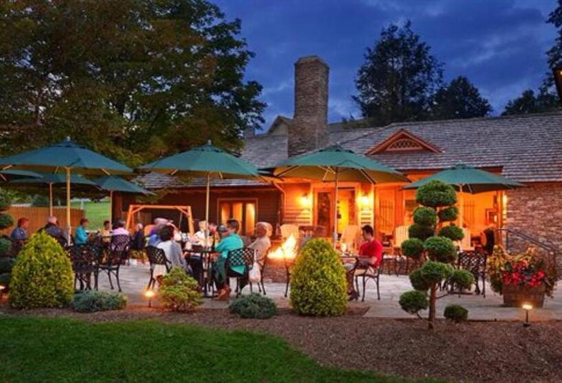 발코니가 있는 스위트, Chetola Resort At Blowing Rock