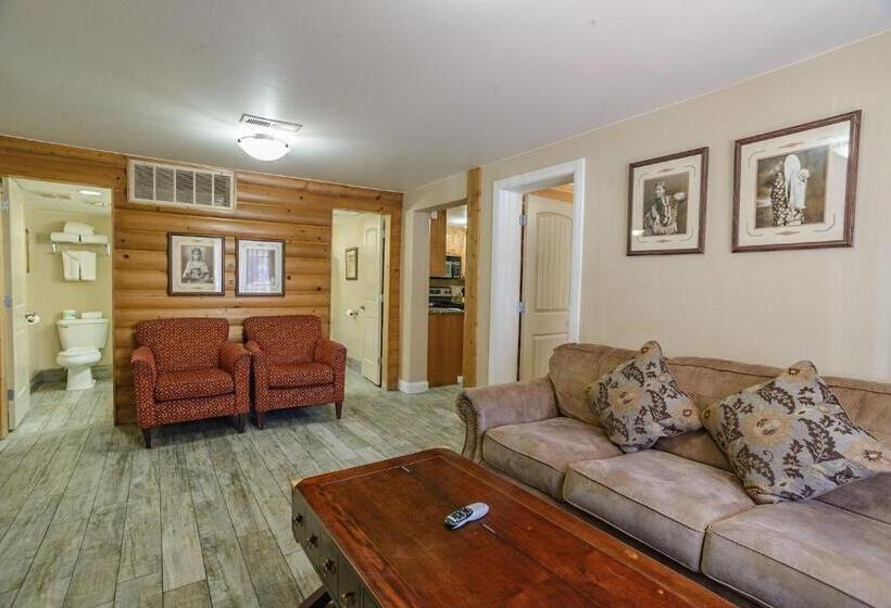 Апартаменты 3 Спальни, Pioneer Lodge Zion National Park Springdale