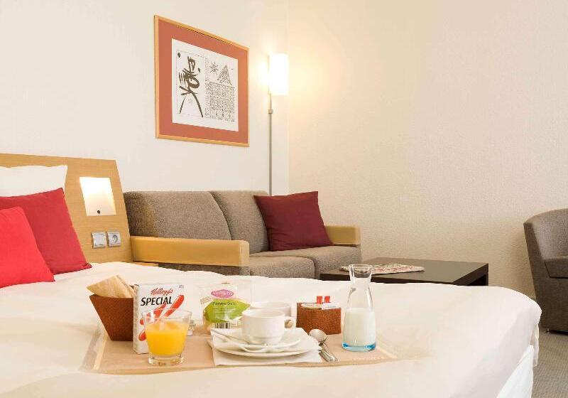 Номер Классика Двуспальная Кровать, Novotel Grenoble Centre