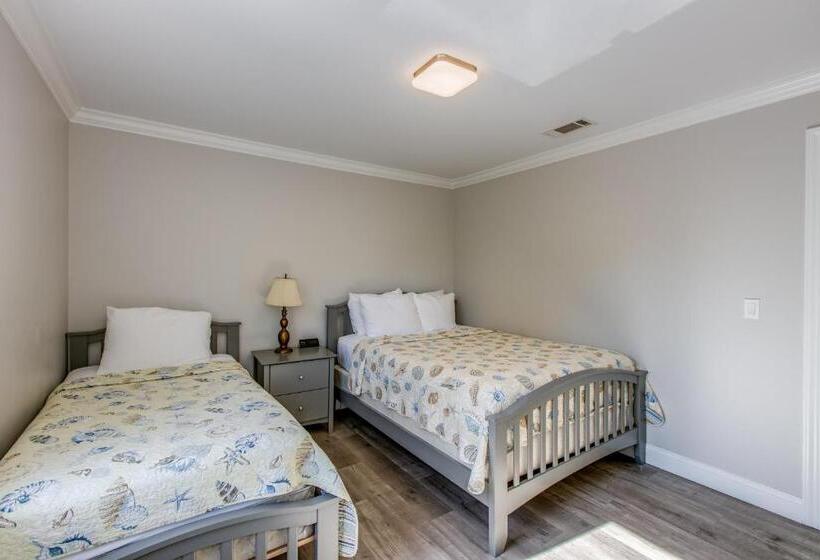 Люкс 2 Спальни, Colonial Shores Resort