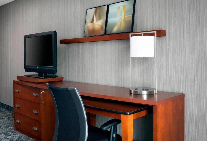 스위트, Courtyard By Marriott San Mateo Foster City