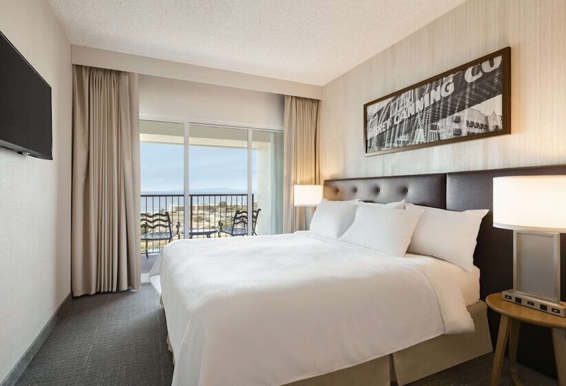 Люкс 2 Спальни, Embassy Suites By Hilton Monterey Bay Seaside