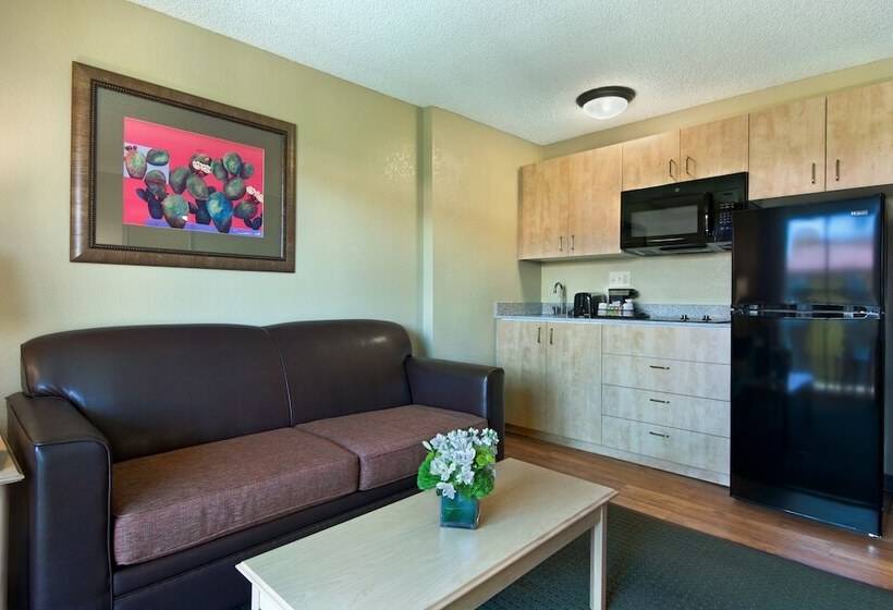 Люкс Кровать Квин, Oxford Suites Lancaster