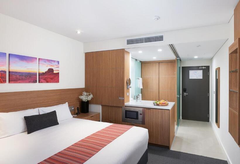 エクゼクティブルーム, Country Comfort Perth