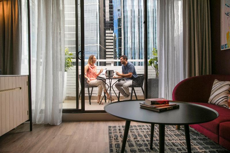 스위트 킹사이즈 침대, Indigo Brisbane City Centre, An Ihg