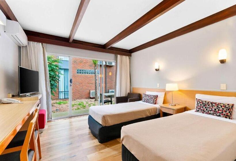 Номер Стандарт, Quality Inn & Suites Traralgon