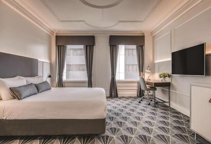 스탠다드 룸 킹사이즈 침대, The Savoy Hotel On Little Collins Melbourne
