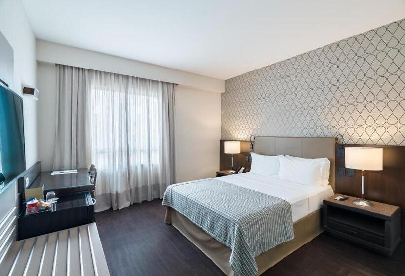 Номер Superior, Bourbon Hotel & Suites Curitiba