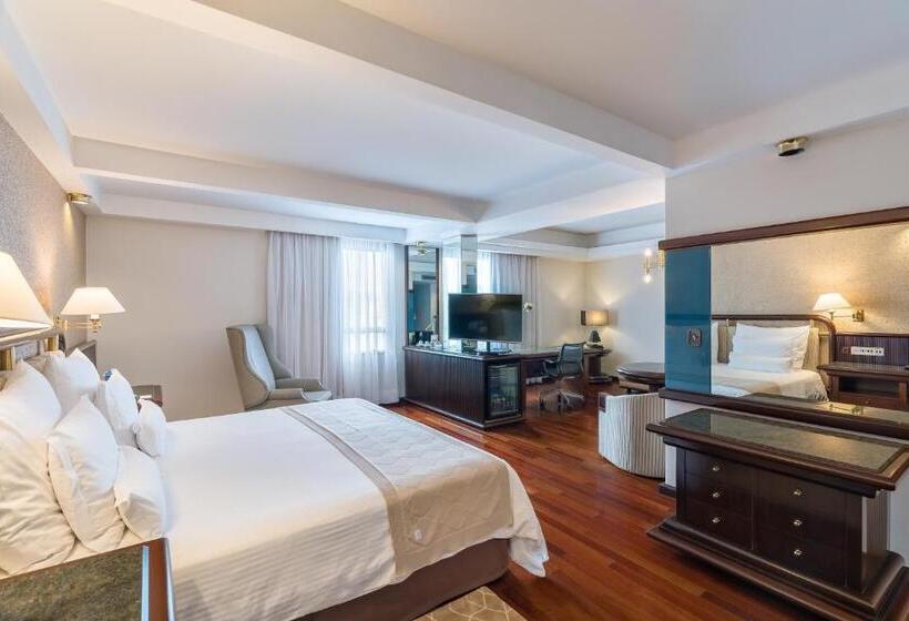 سوئیت پریمیوم, Bourbon Hotel & Suites Curitiba