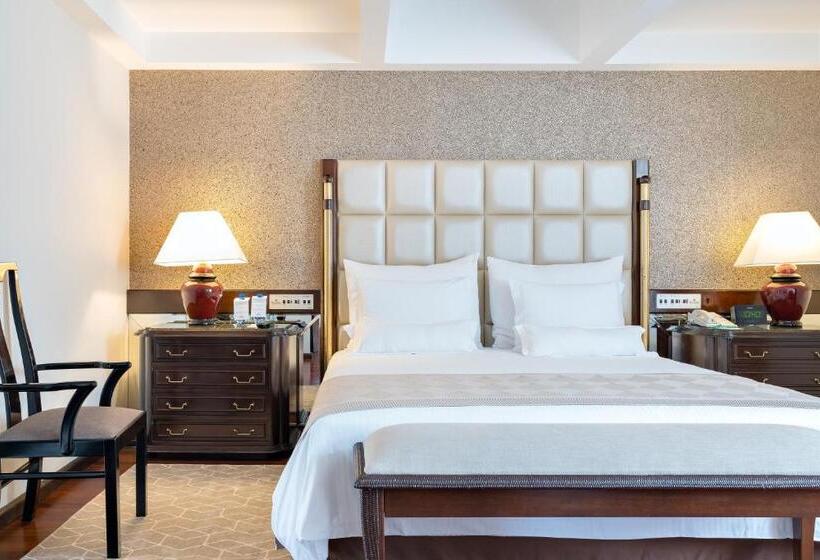 Президентский Люкс, Bourbon Hotel & Suites Curitiba